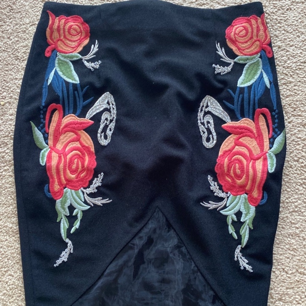 Endless Rose skirt